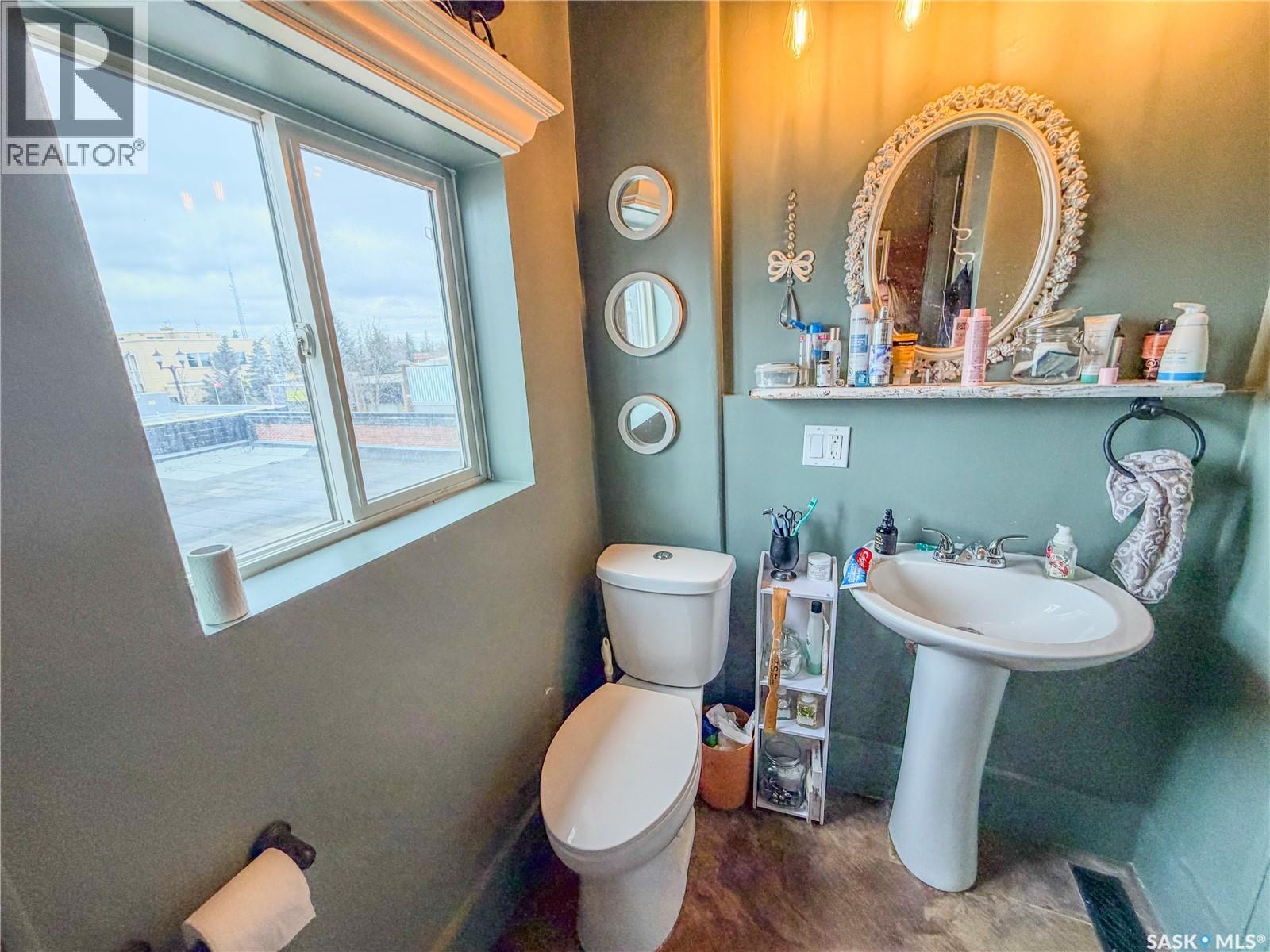 8 3Rd Avenue N, Yorkton, SK
