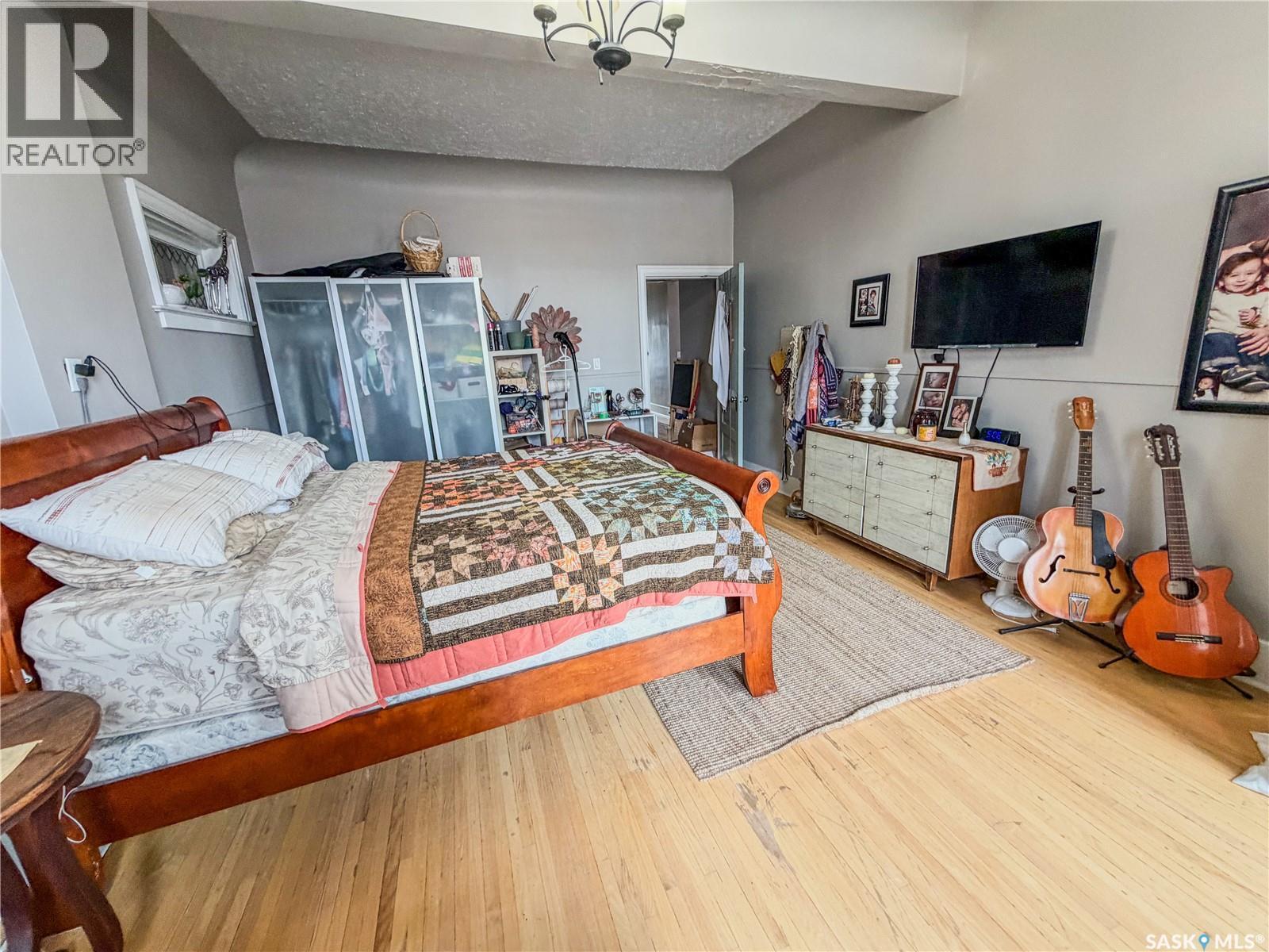 8 3Rd Avenue N, Yorkton, SK