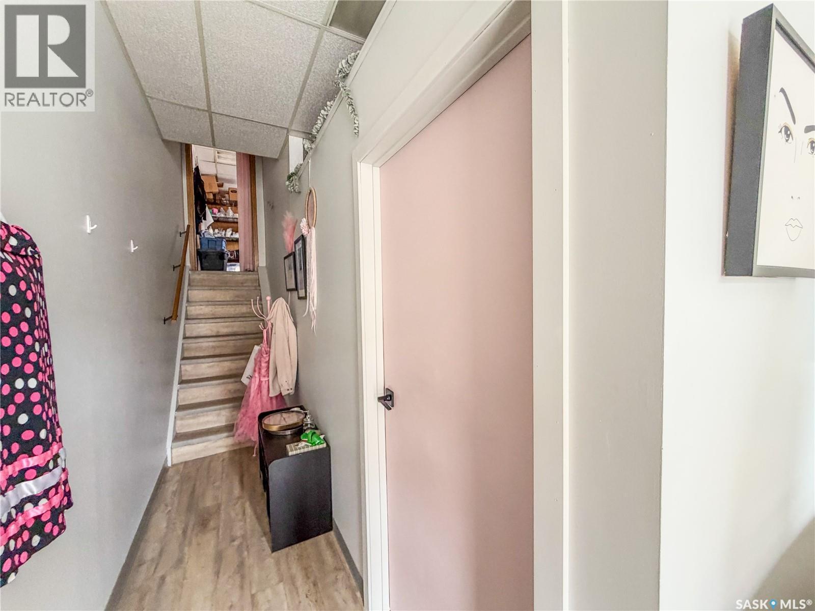 8 3Rd Avenue N, Yorkton, SK