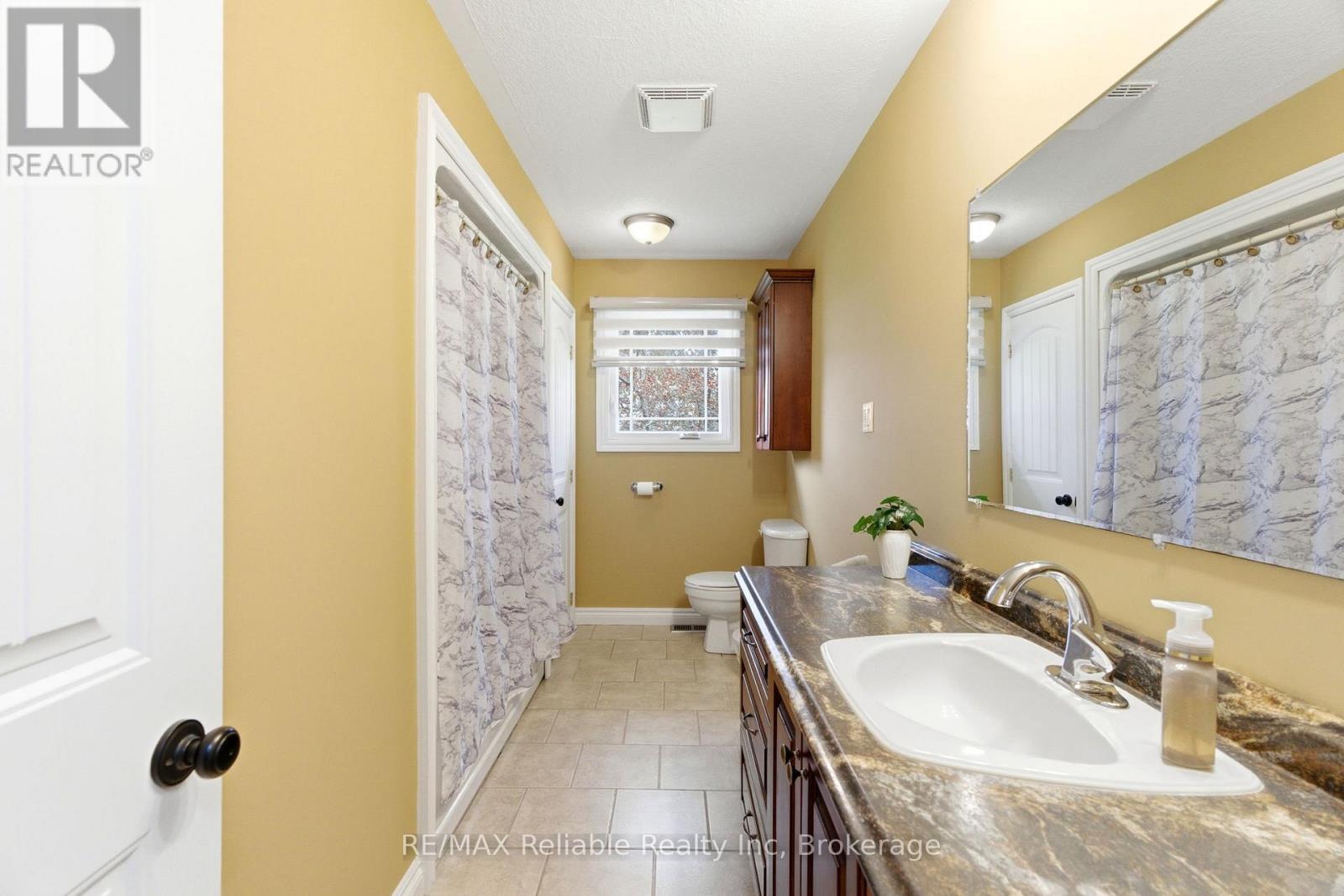 79474 Bluewater Highway, Central Huron (Goderich), ON - Indoor Photo Showing Bathroom