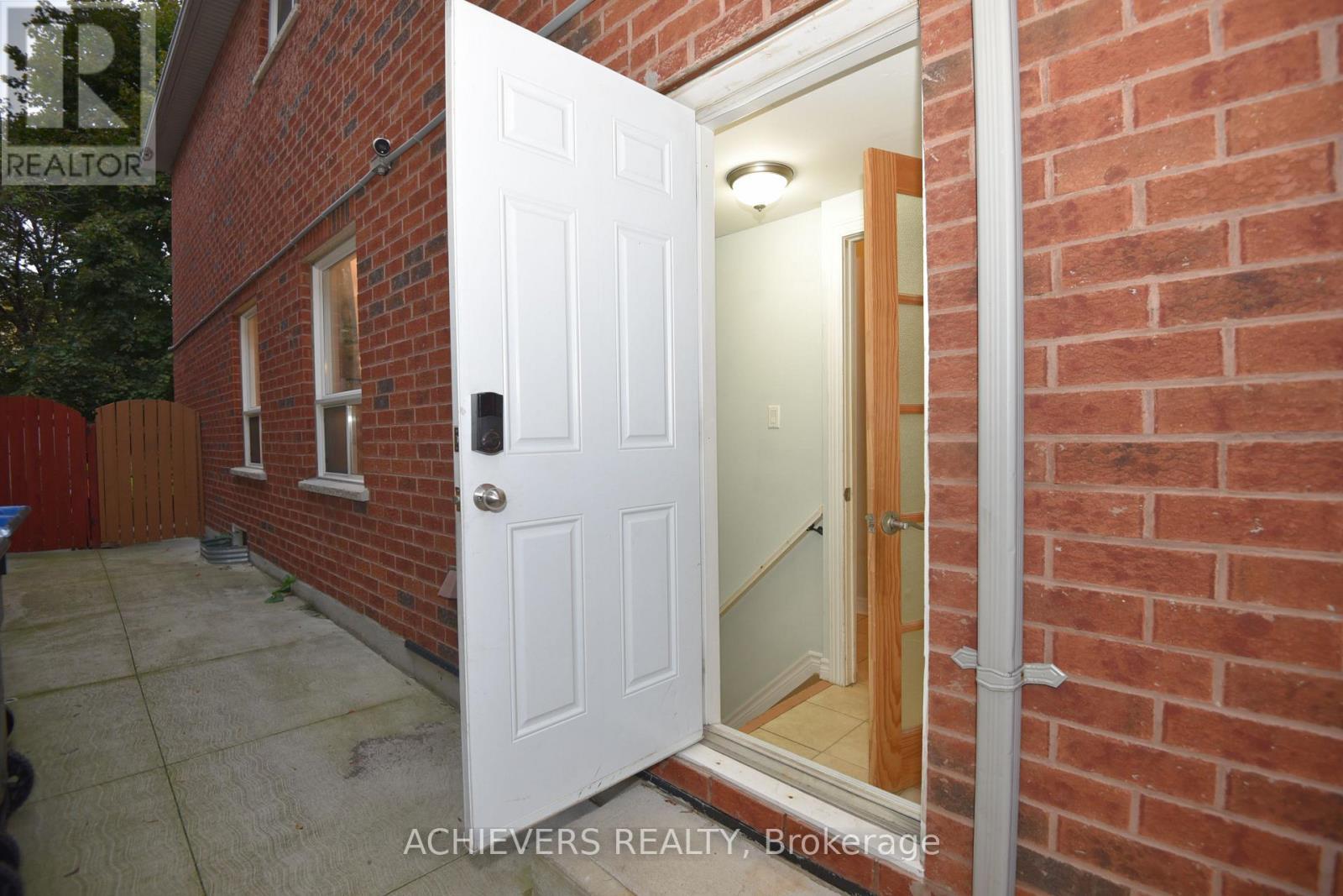 521 Navigator Drive, Mississauga, ON - Photo Showing Other Room