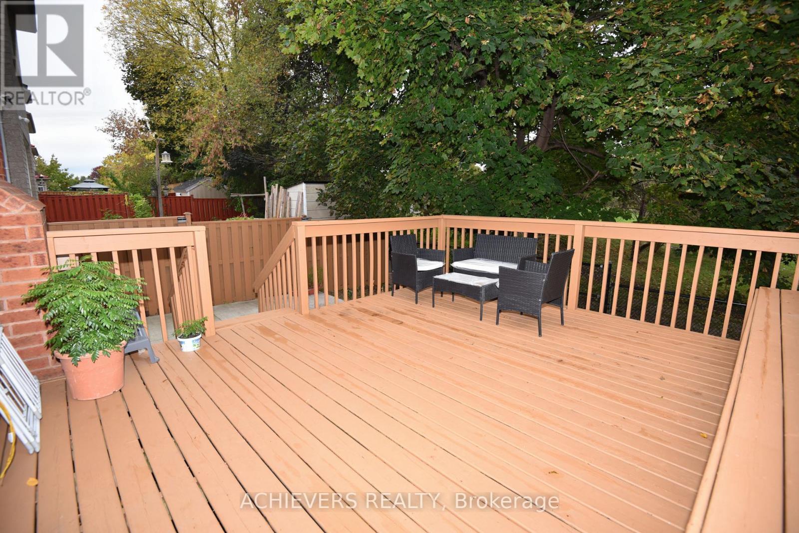 521 Navigator Drive, Mississauga, ON - Outdoor With Deck Patio Veranda