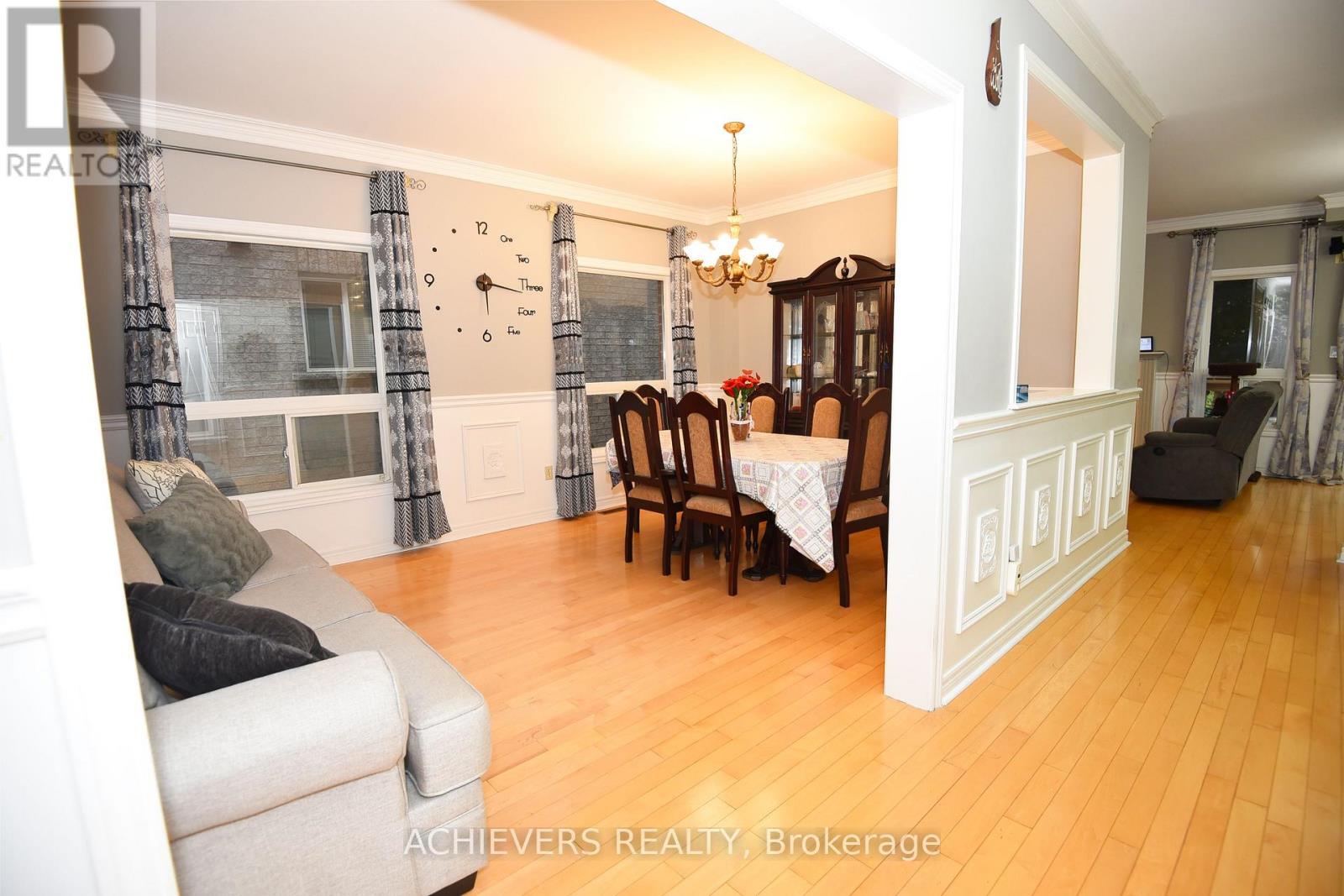 521 Navigator Drive, Mississauga, ON - Indoor