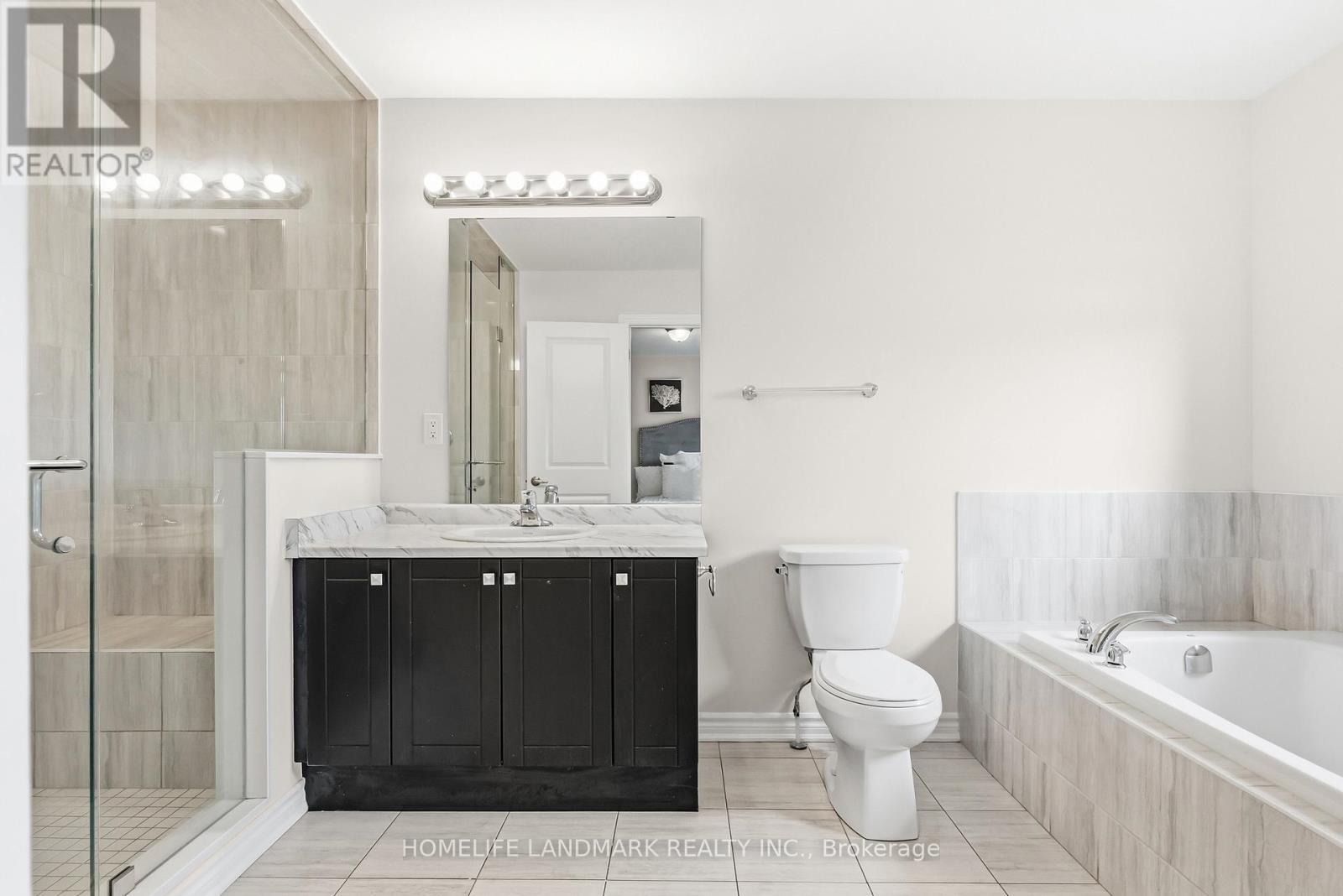 21 Sapphire Way, Thorold, ON - Indoor Photo Showing Bathroom