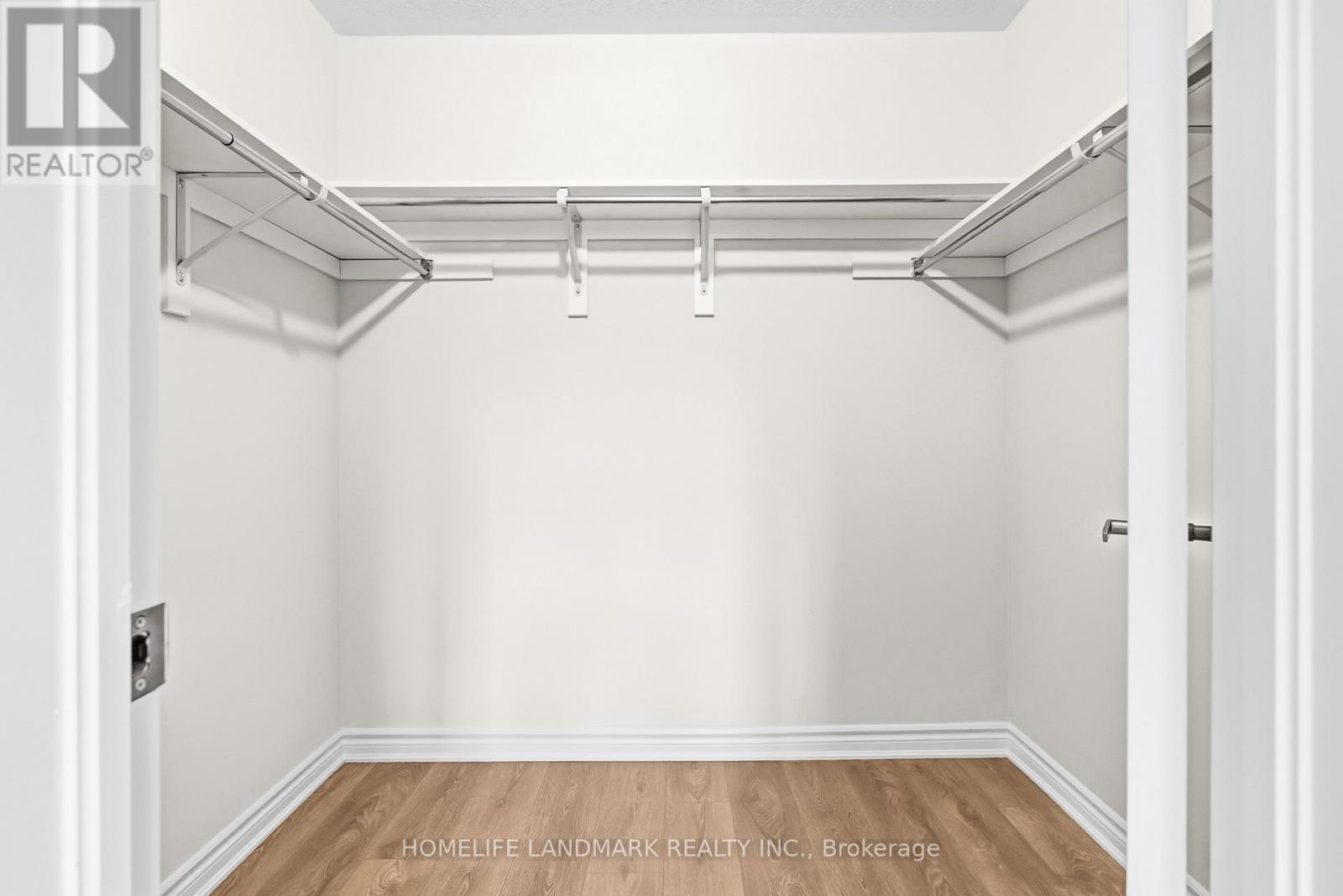 21 Sapphire Way, Thorold, ON - Indoor With Storage