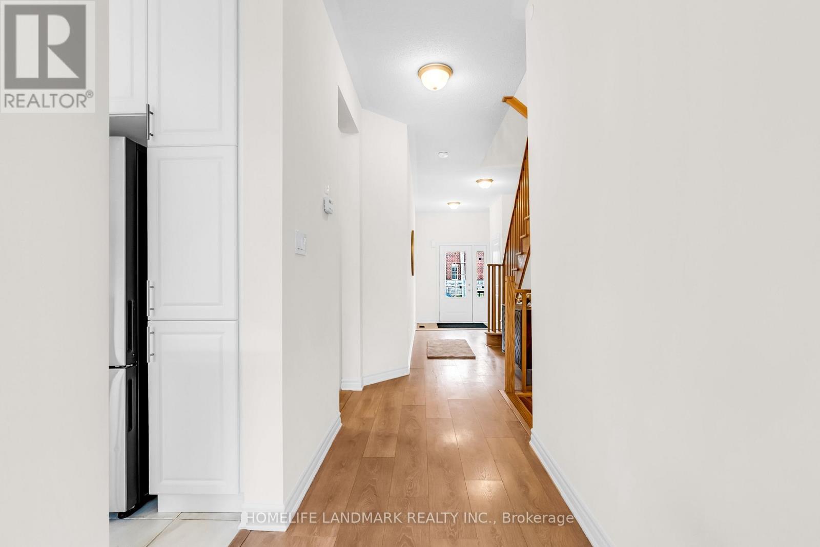 21 Sapphire Way, Thorold, ON - Indoor Photo Showing Other Room