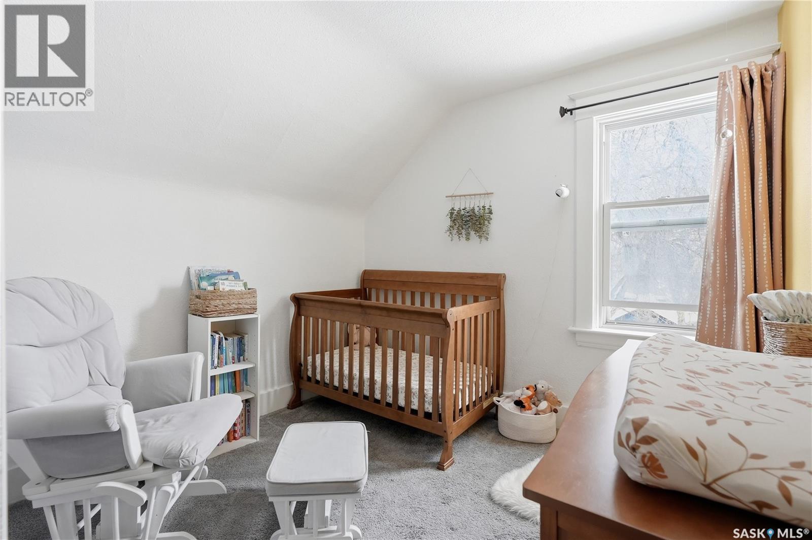 236 I Avenue N, Saskatoon, SK - Indoor Photo Showing Bedroom