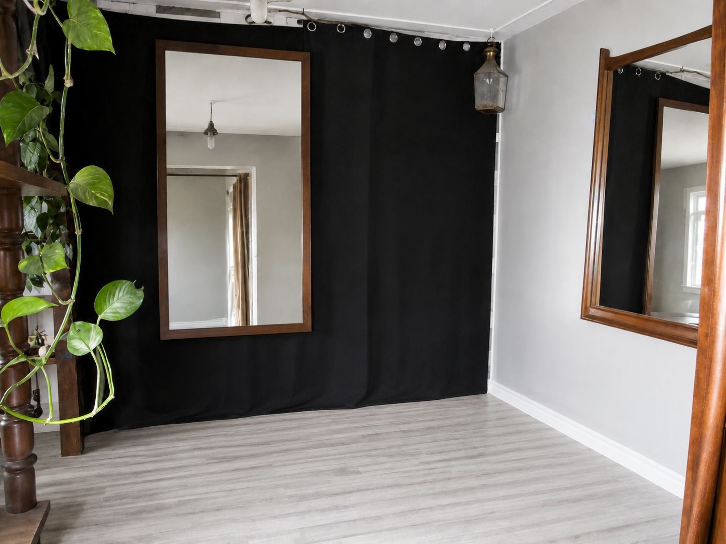 Salon - 450 - 450B Rue Melançon, Saint-Jérôme, QC - Indoor