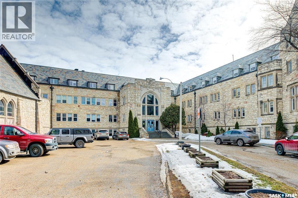 1121 College Drive, Saskatoon, SK