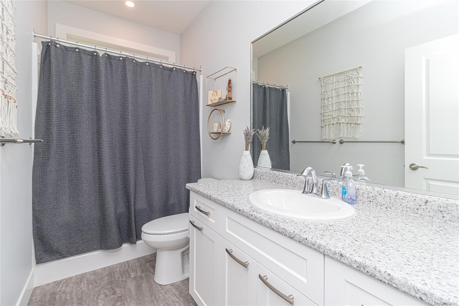 3205 Douglas St, Chemainus, BC