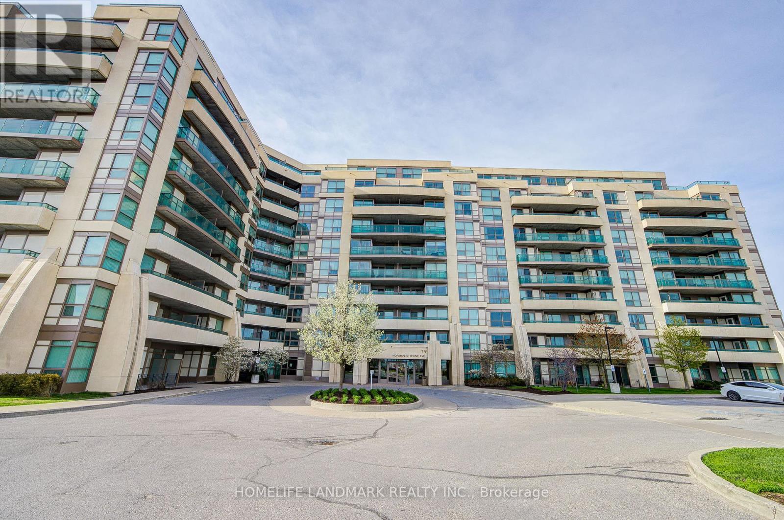 714 - 75 Norman Bethune Avenue S, Richmond Hill, ON - Outdoor With Facade