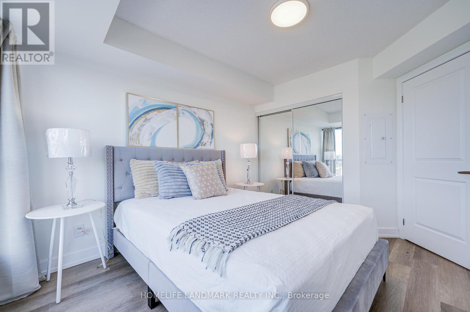 714 - 75 Norman Bethune Avenue S, Richmond Hill, ON - Indoor Photo Showing Bedroom