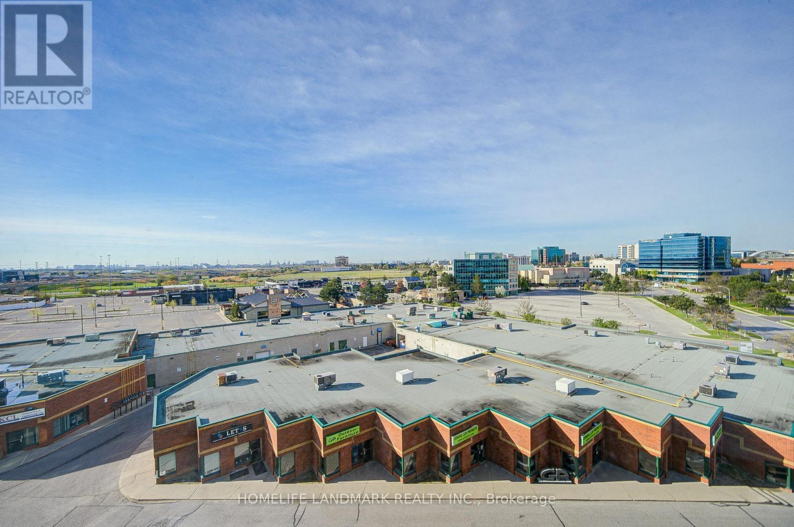 714 - 75 Norman Bethune Avenue S, Richmond Hill, ON - Outdoor With View