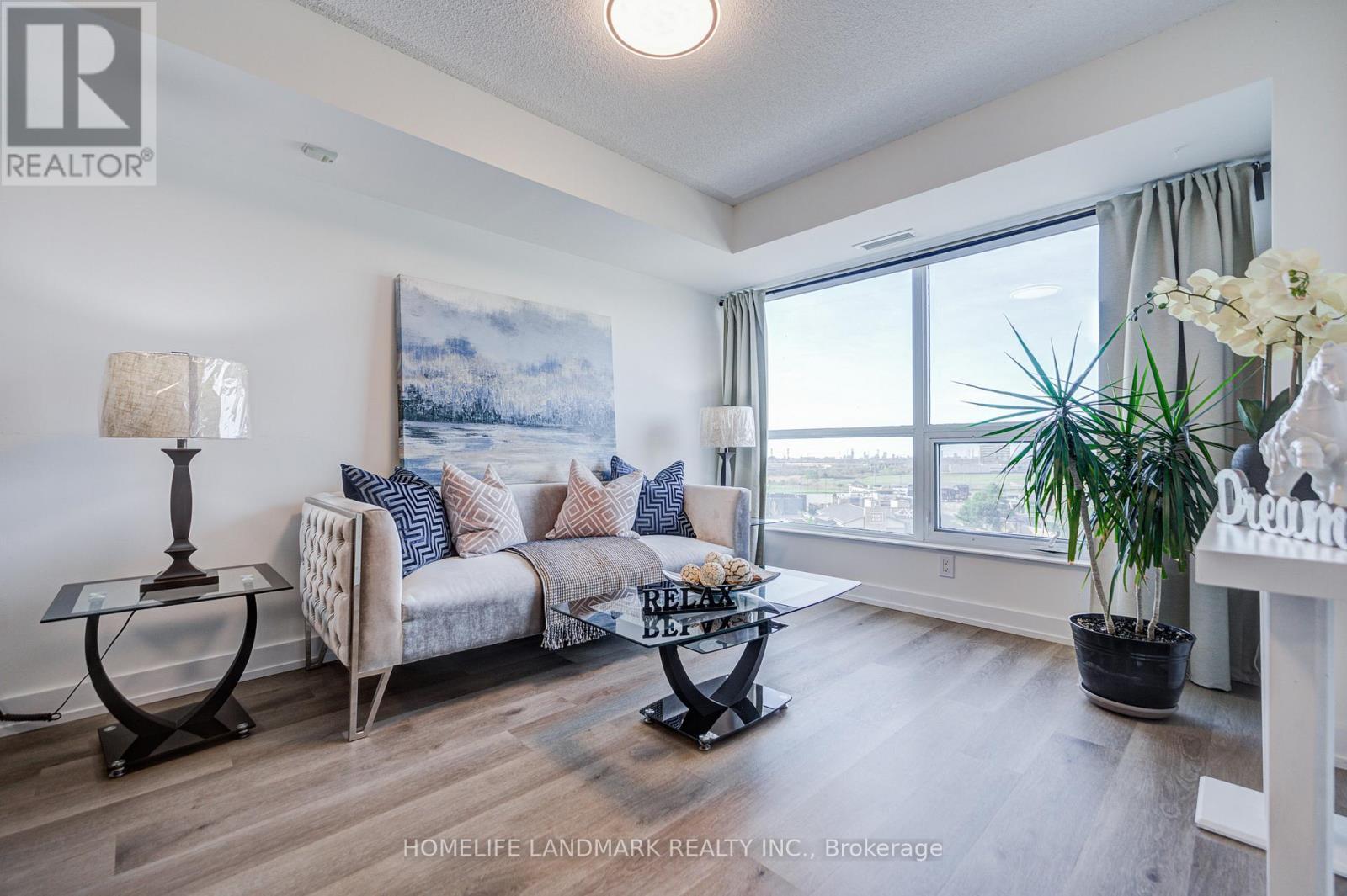 714 - 75 Norman Bethune Avenue S, Richmond Hill, ON - Indoor Photo Showing Other Room