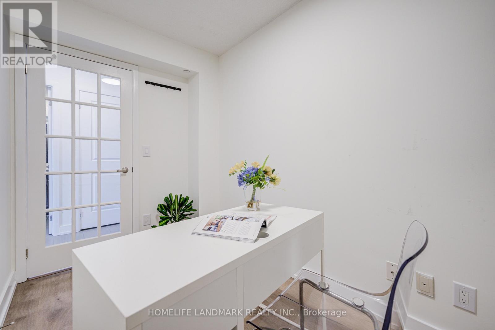 714 - 75 Norman Bethune Avenue S, Richmond Hill, ON - Indoor Photo Showing Other Room