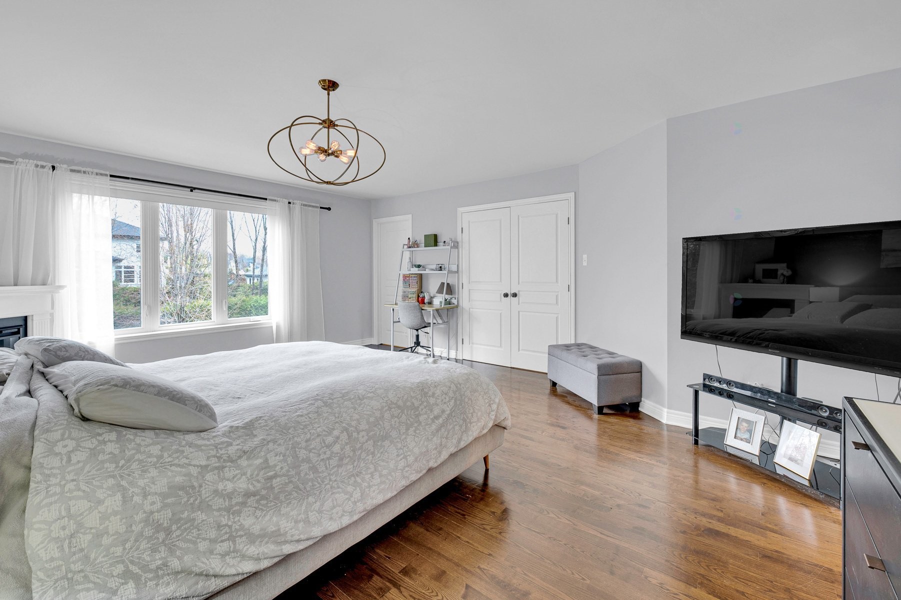 Chambre à coucher principale - 16500 Rue Du Jade, Mirabel, QC - Indoor Photo Showing Bedroom