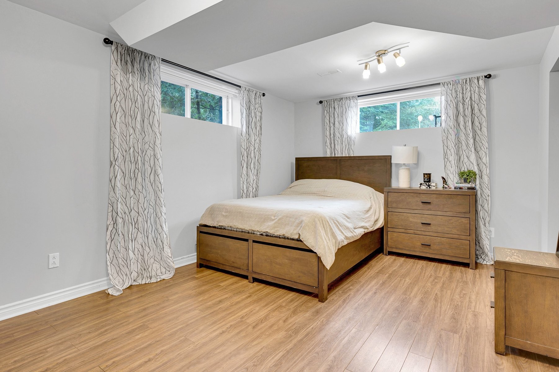 Sous-sol - 16500 Rue Du Jade, Mirabel, QC - Indoor Photo Showing Bedroom