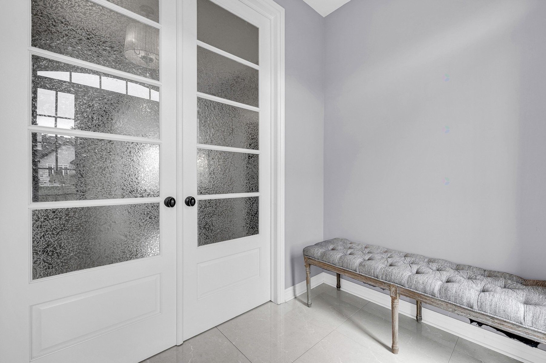 Hall d'entrée/Vestibule - 16500 Rue Du Jade, Mirabel, QC - Indoor Photo Showing Other Room