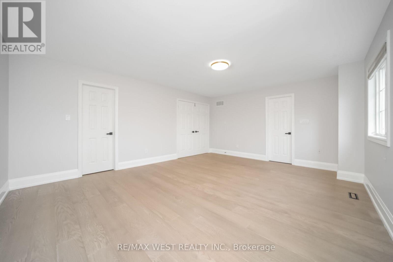 5843 Rainspring Drive, Mississauga, ON - Indoor Photo Showing Other Room