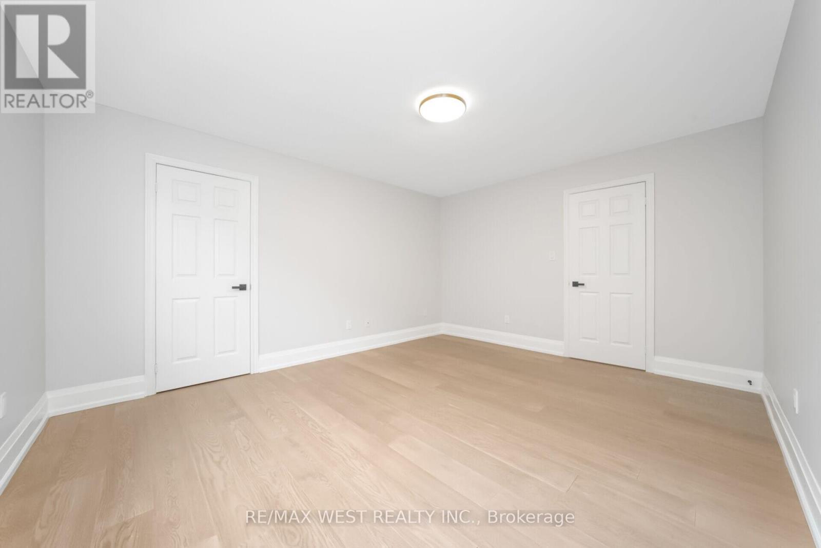 5843 Rainspring Drive, Mississauga, ON - Indoor Photo Showing Other Room