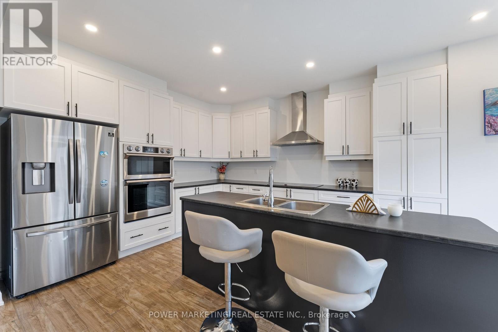 159 Celestial Grove, Ottawa, ON - Indoor Photo Showing Kitchen With Stainless Steel Kitchen With Double Sink