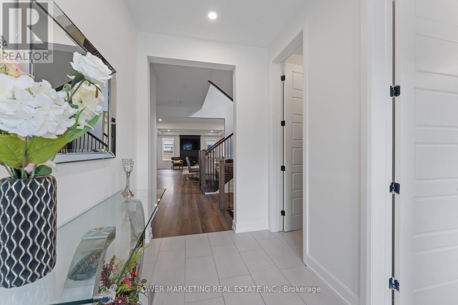 159 Celestial Grove, Ottawa, ON - Indoor Photo Showing Other Room