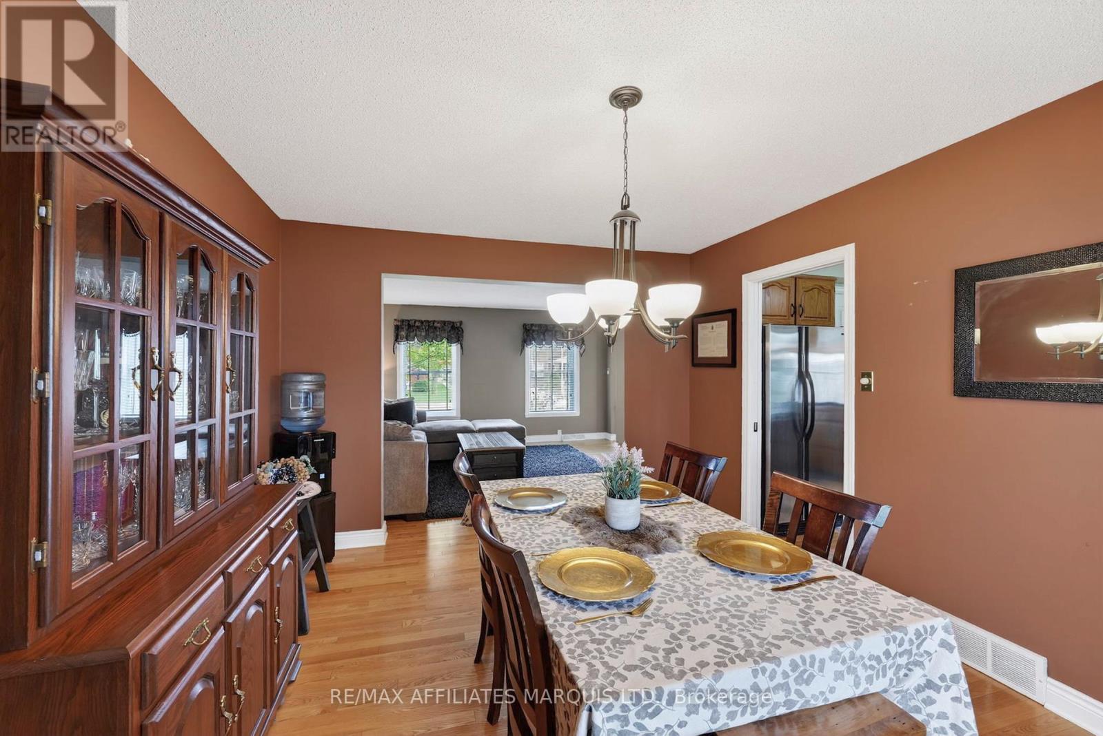 1613 Blakely Drive, Cornwall, ON - Indoor Photo Showing Dining Room