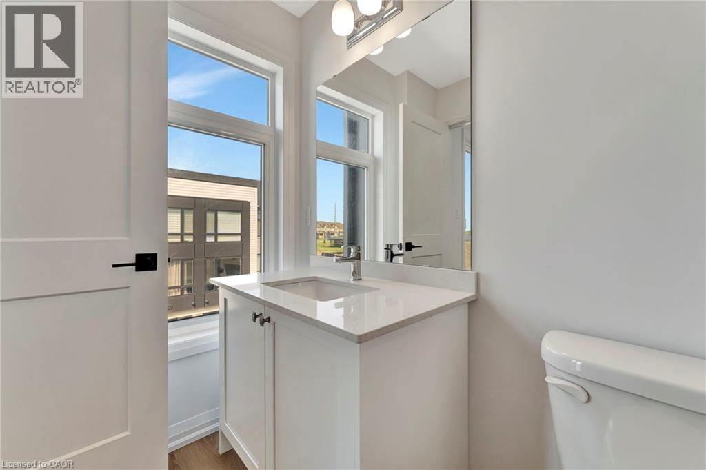 55 Tom Brown Drive Unit# 90, Paris, ON - Indoor Photo Showing Bathroom