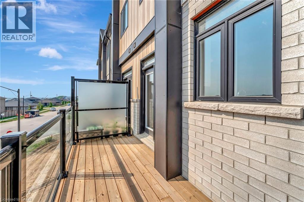 55 Tom Brown Drive Unit# 90, Paris, ON - Outdoor With Balcony With Exterior