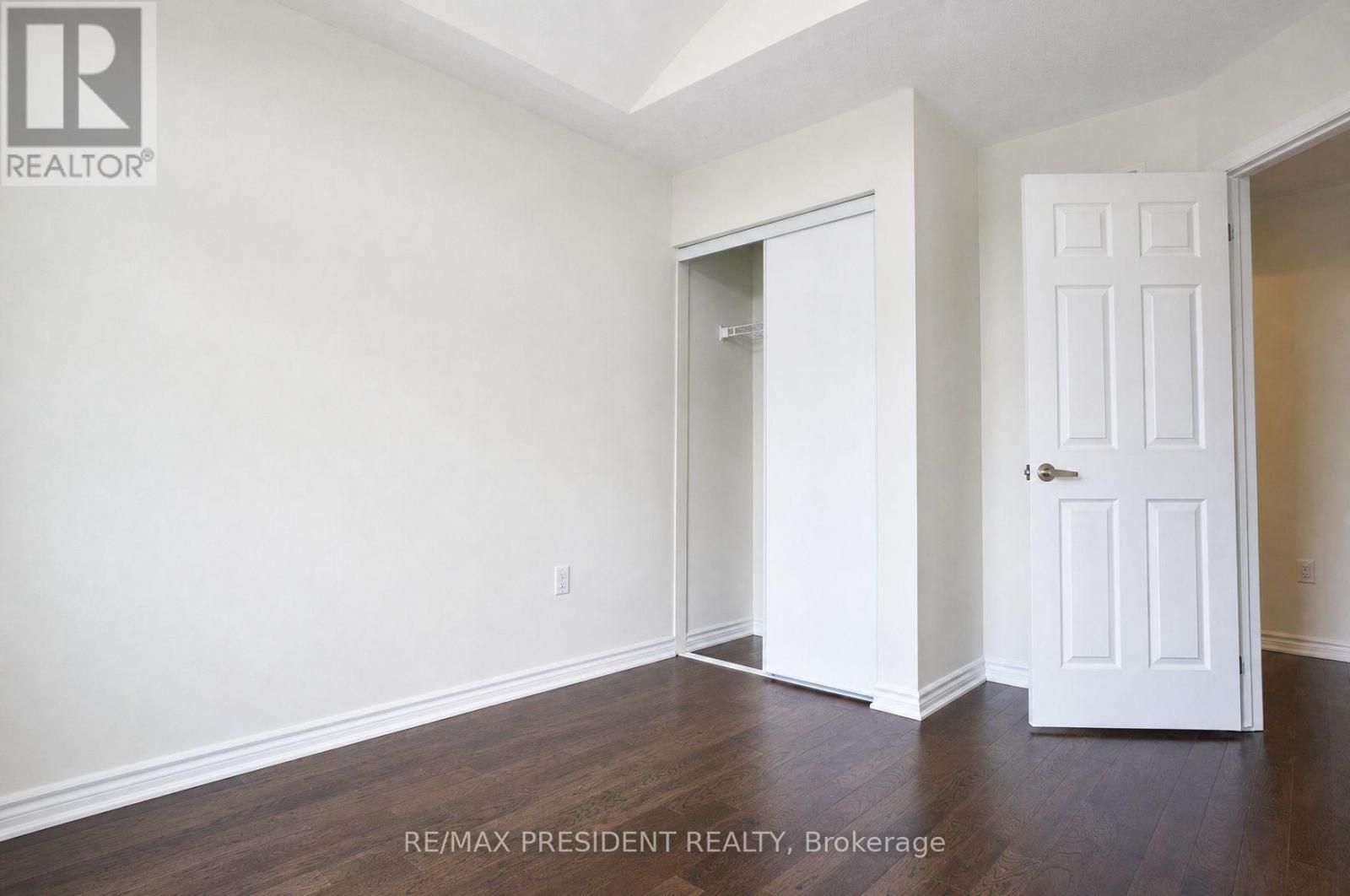 34 Eberly Woods Drive, Caledon, ON - Indoor Photo Showing Other Room