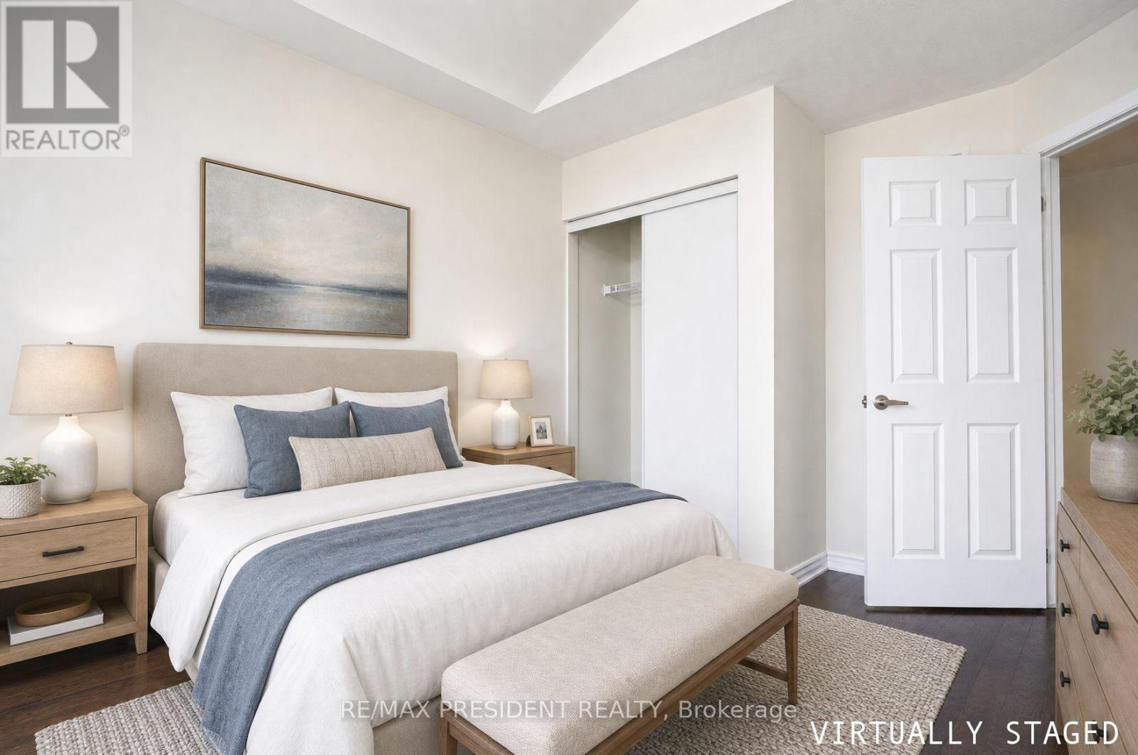 34 Eberly Woods Drive, Caledon, ON - Indoor Photo Showing Bedroom