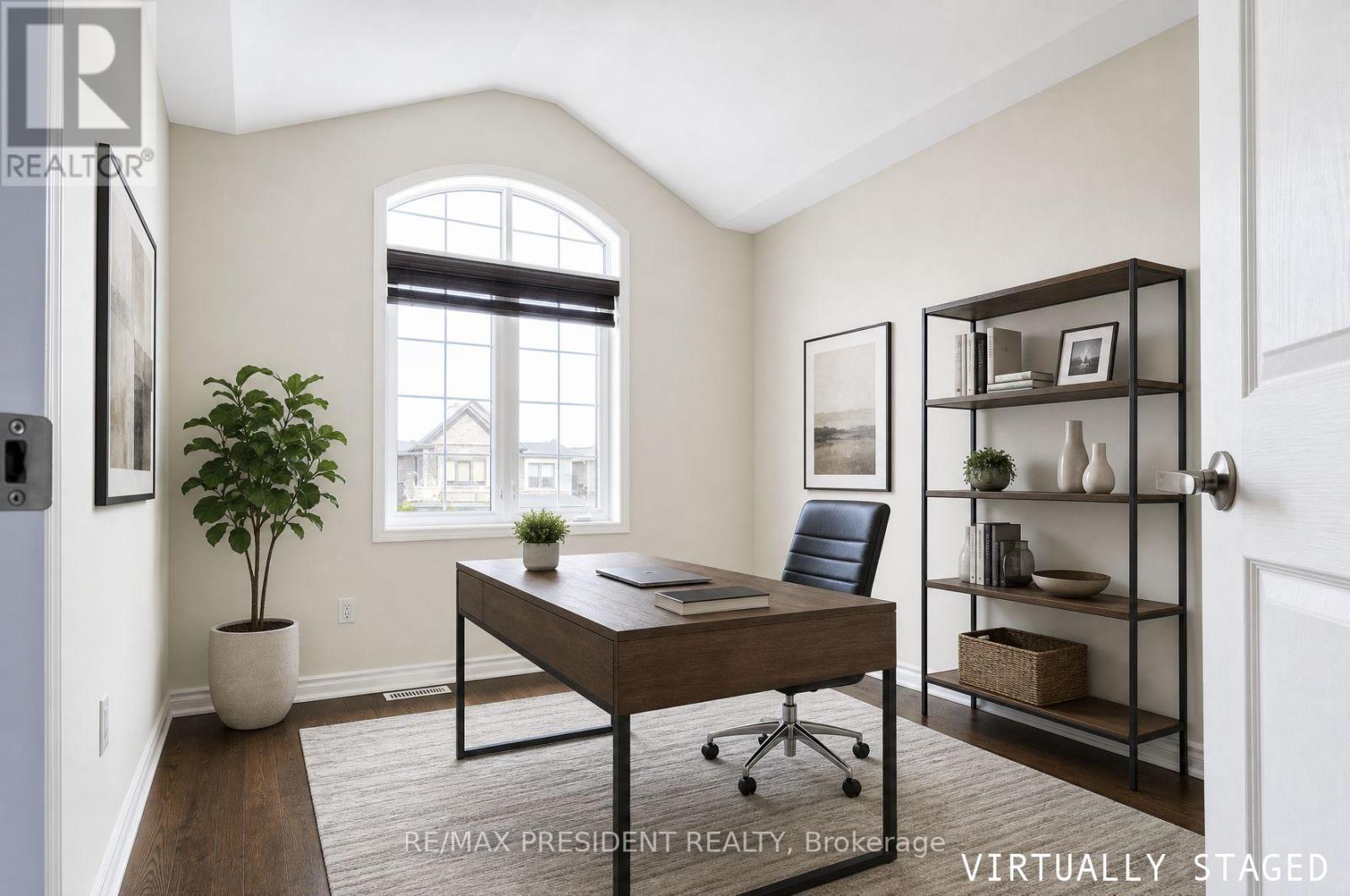 34 Eberly Woods Drive, Caledon, ON - Indoor Photo Showing Office