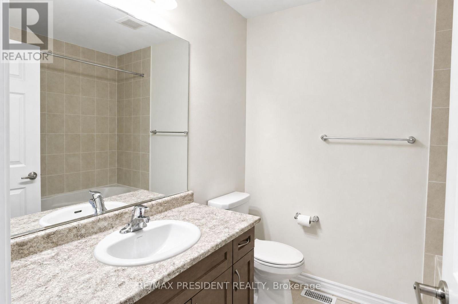 34 Eberly Woods Drive, Caledon, ON - Indoor Photo Showing Bathroom