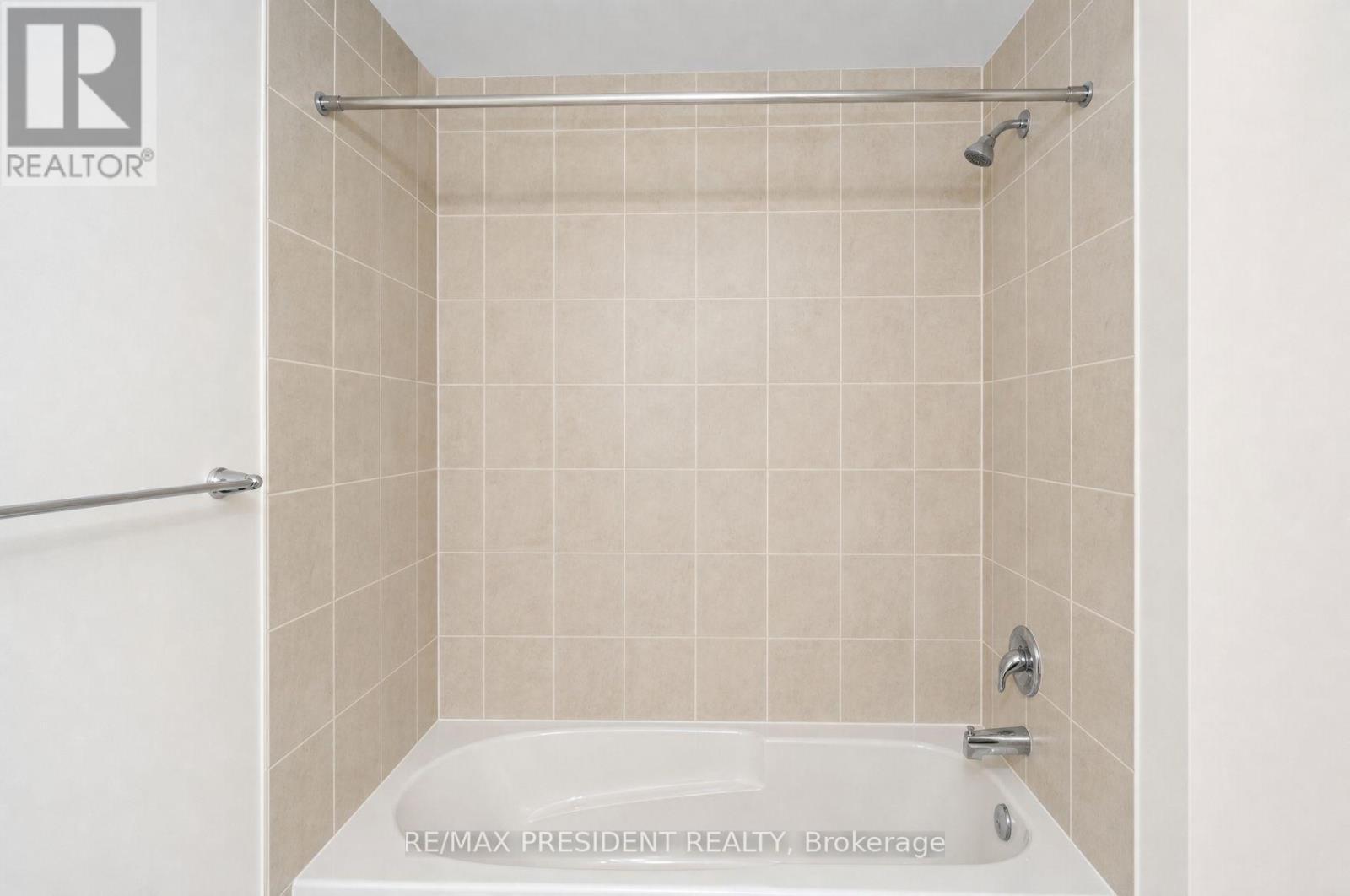 34 Eberly Woods Drive, Caledon, ON - Indoor Photo Showing Bathroom