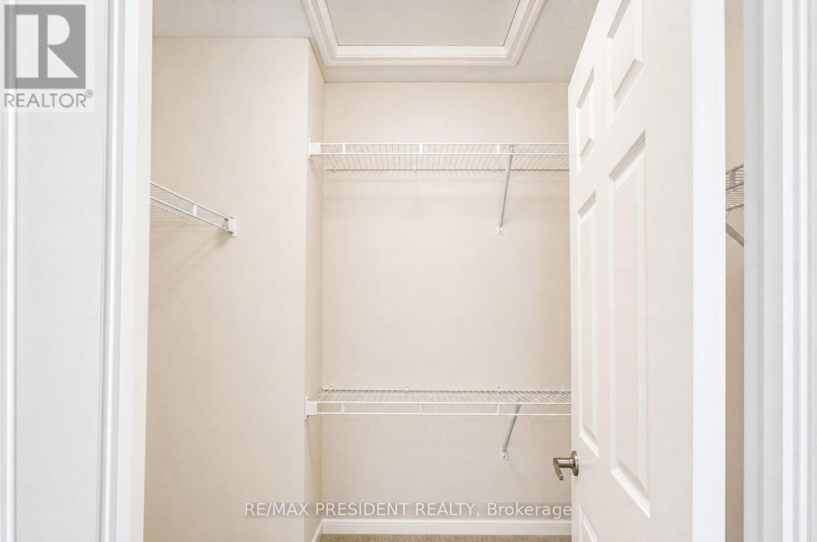 34 Eberly Woods Drive, Caledon, ON - Indoor With Storage