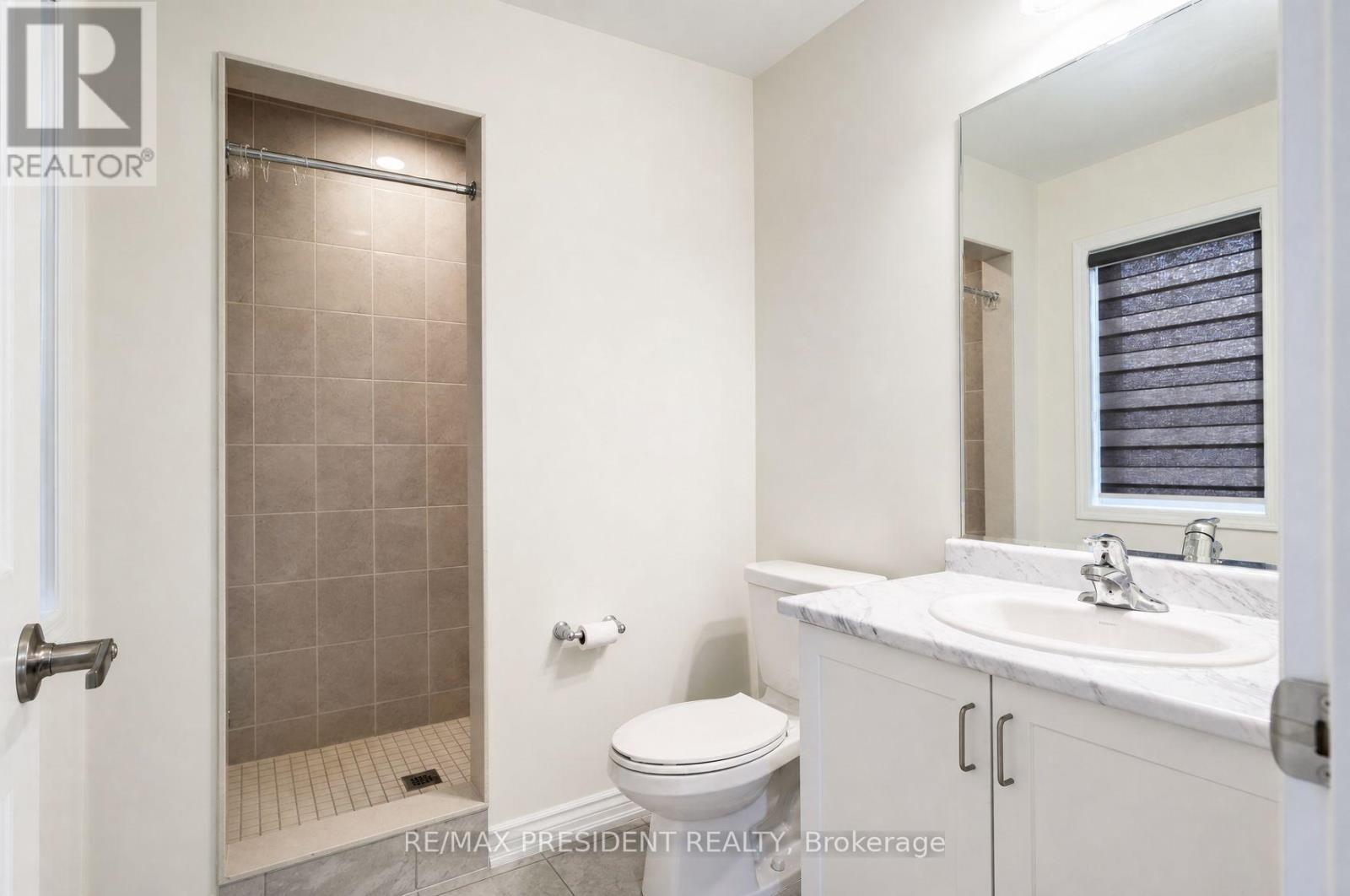 34 Eberly Woods Drive, Caledon, ON - Indoor Photo Showing Bathroom
