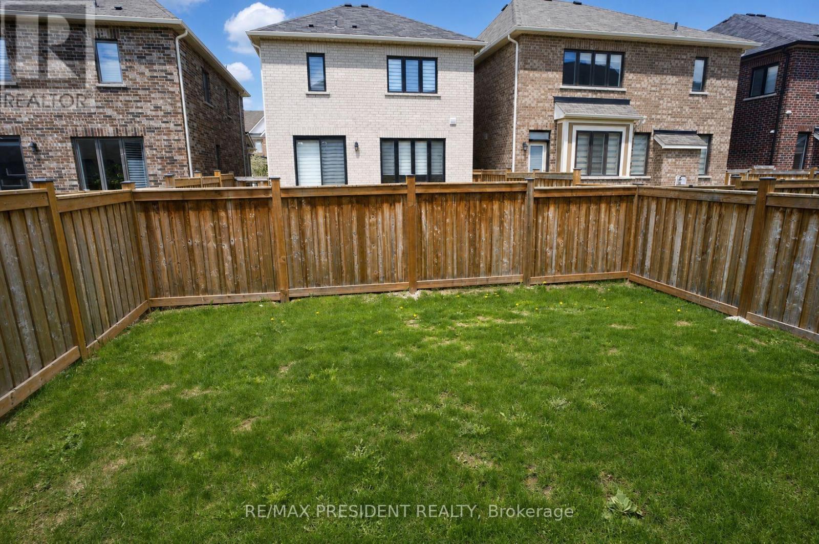 34 Eberly Woods Drive, Caledon, ON - Outdoor