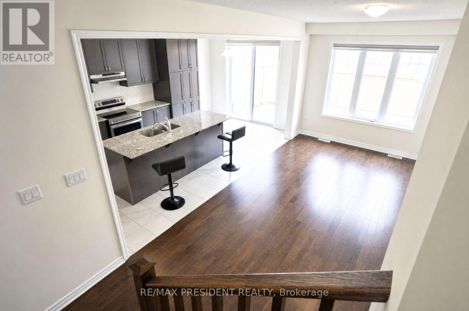 34 Eberly Woods Drive, Caledon, ON - Indoor Photo Showing Other Room