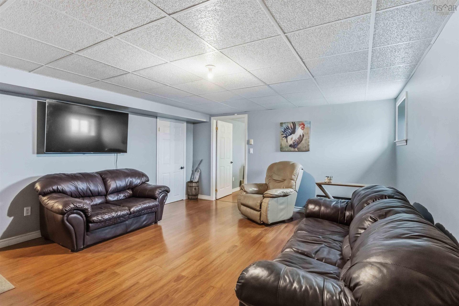 63 Chemin Dixon Road, Grosses Coques, NS