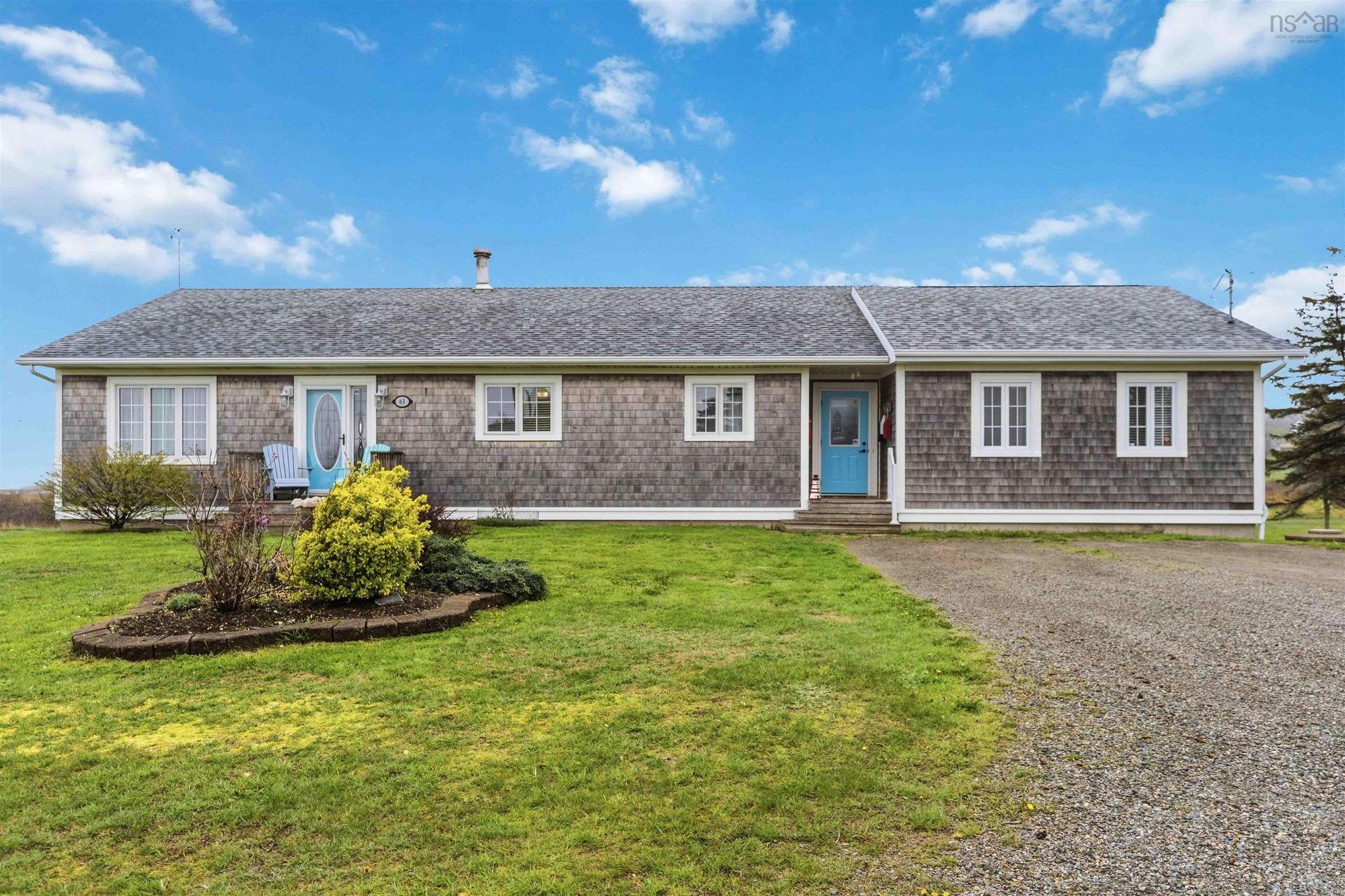 63 Chemin Dixon Road, Grosses Coques, NS