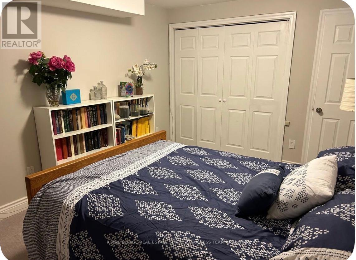 2360 Credit Valley Road, Mississauga, ON - Indoor Photo Showing Bedroom