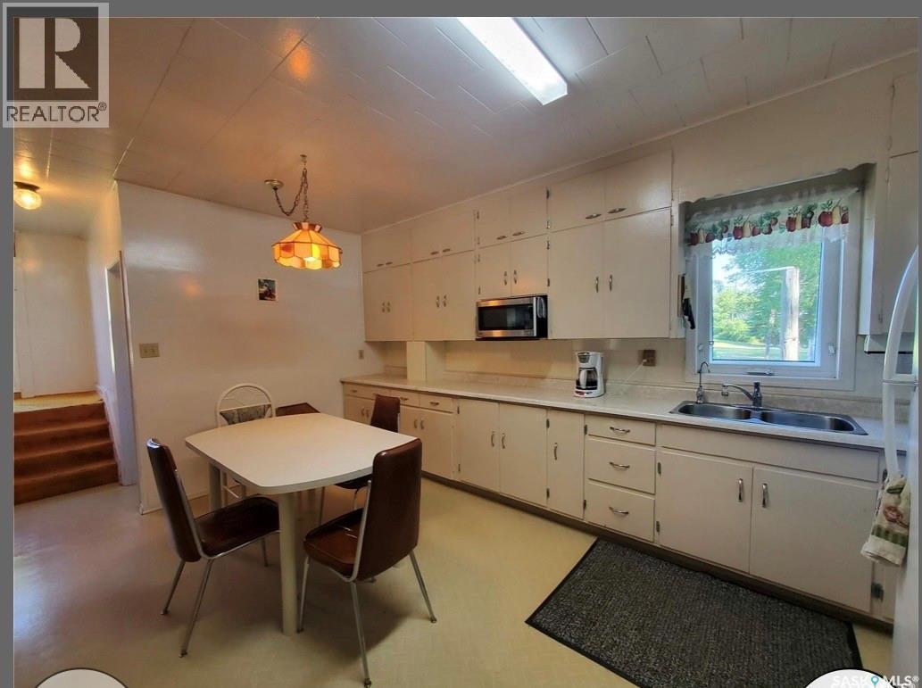 130575 5 Highway, Runnymede, SK - Indoor