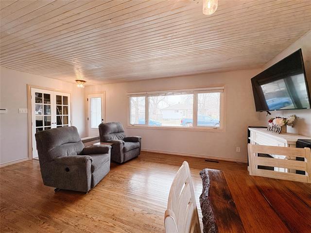 136 Newman Ave, Winnipeg, MB