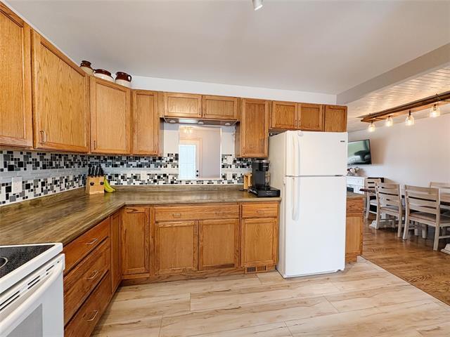 136 Newman Ave, Winnipeg, MB