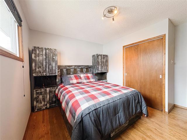 136 Newman Ave, Winnipeg, MB
