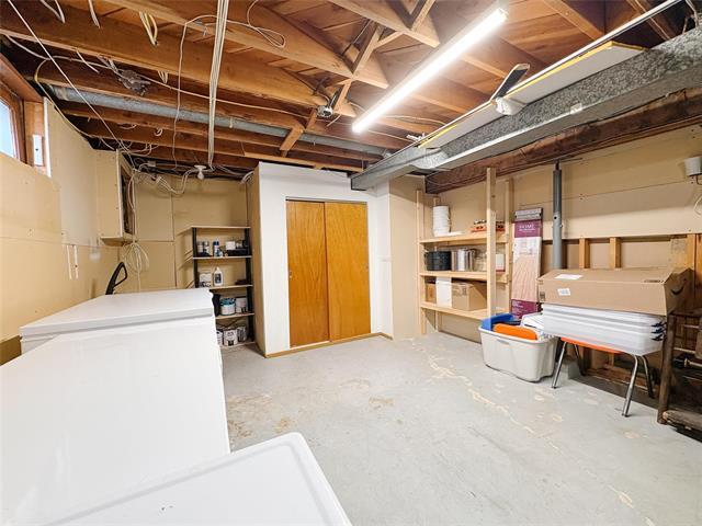 136 Newman Ave, Winnipeg, MB