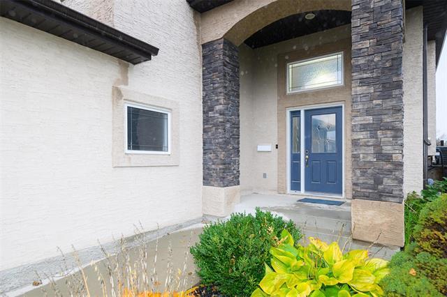 154 Heartstone Dr, Winnipeg, MB