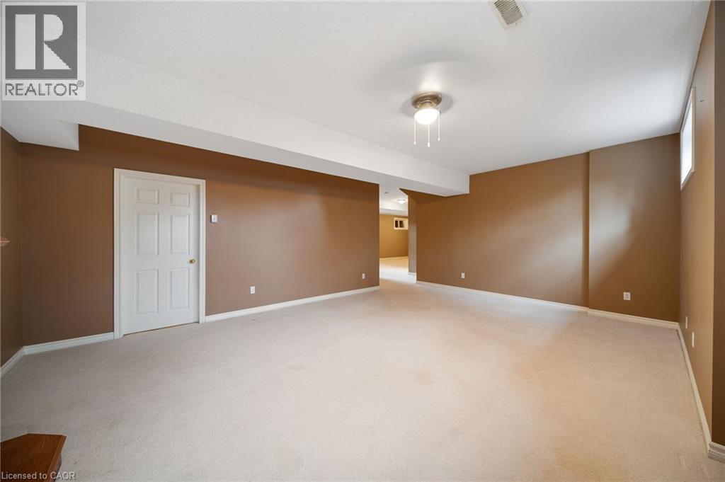 16 Macpherson Drive, Paris, ON - Indoor