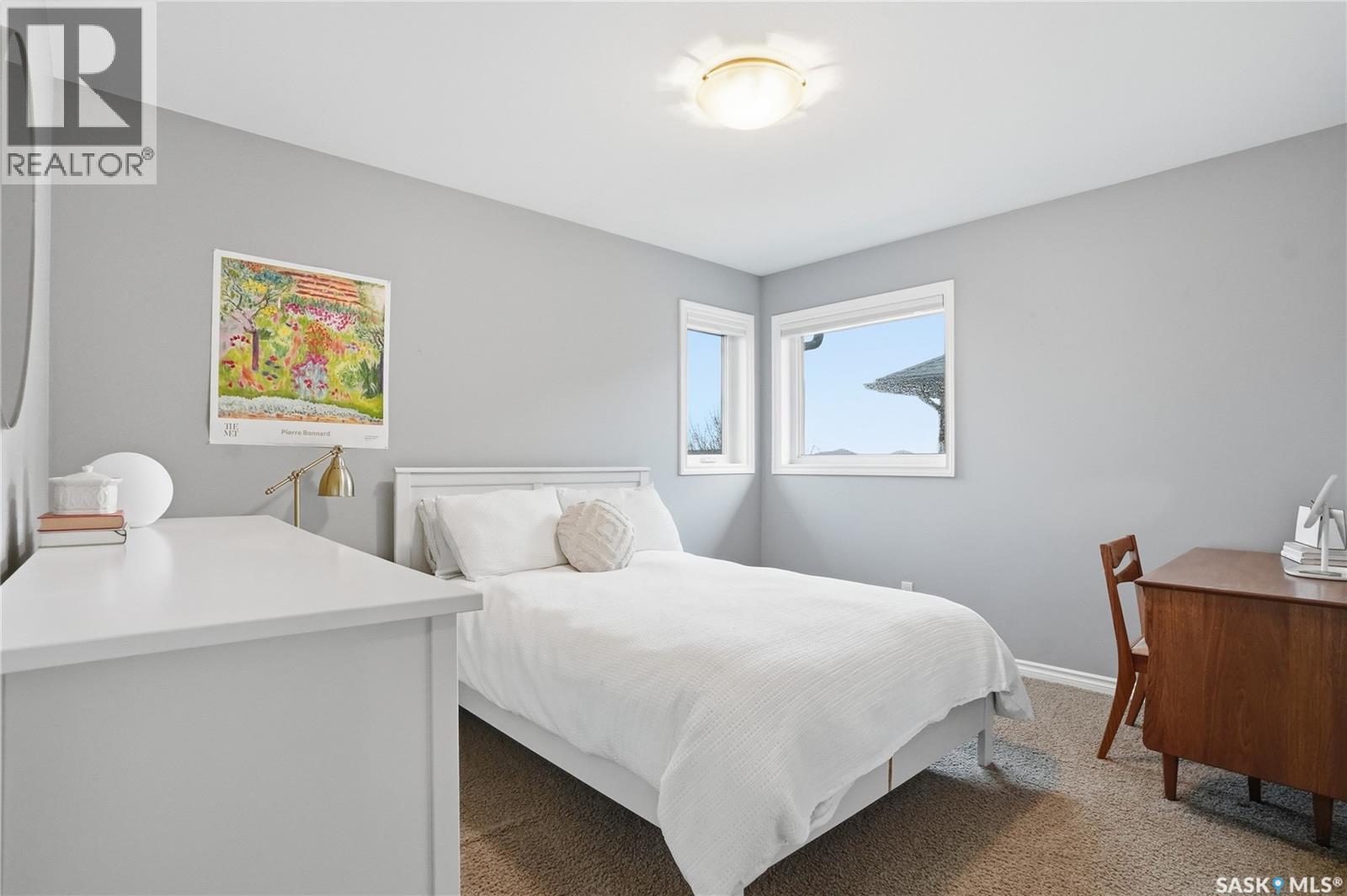 215 Whalley Crescent, Saskatoon, SK - Indoor Photo Showing Bedroom