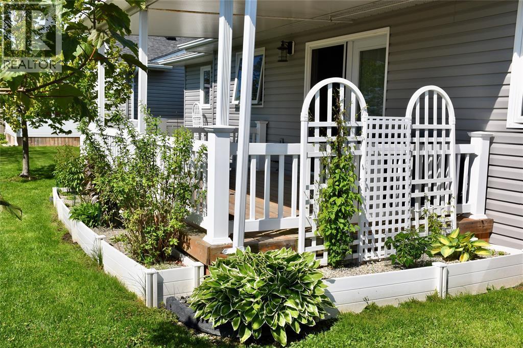5600 Blackwell Sideroad Unit# 410, Sarnia, ON - Outdoor With Deck Patio Veranda